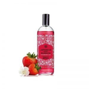 The Body Shop Japanese Cherry Blossom Strawberry Kiss Fragrance Mist – 100ml